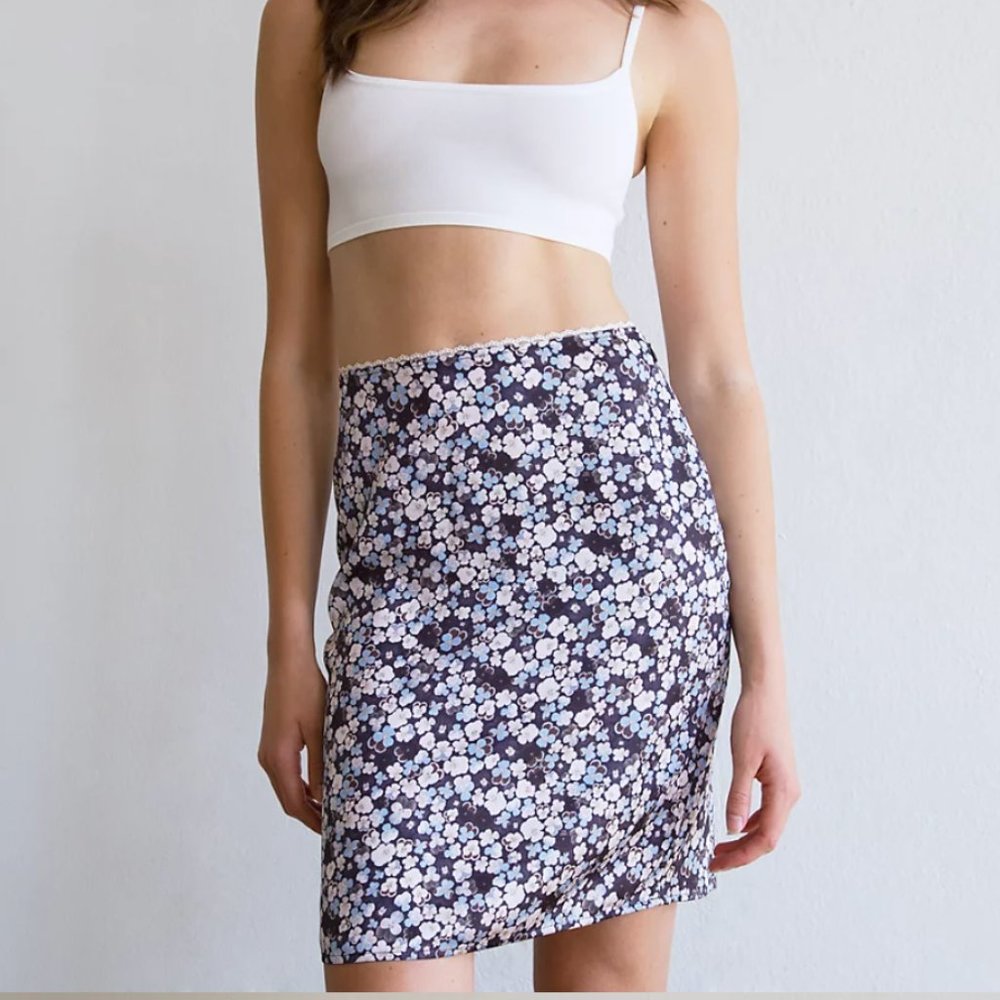 NWOT Aritzia Sunday Best Penelope Skirt 0
